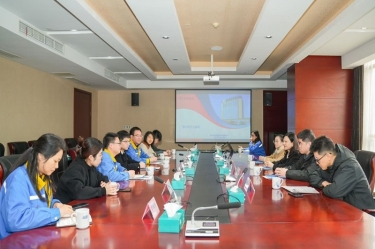 市委常委、宣传部部长沈志凤莅临景兴纸业慰问高端人才